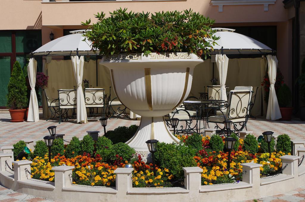 Anastasia Boutique Aparthotel Sofia Eksteriør billede